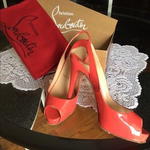 Beautiful Louboutin slingback, coral red